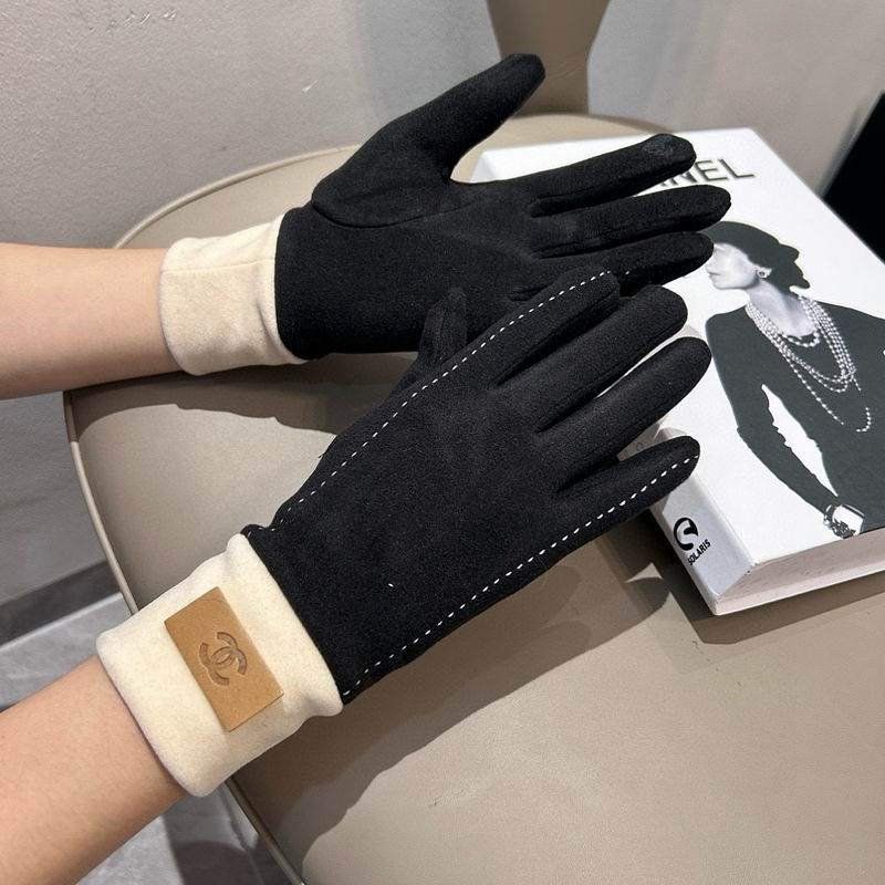 Chanel gloves hm82